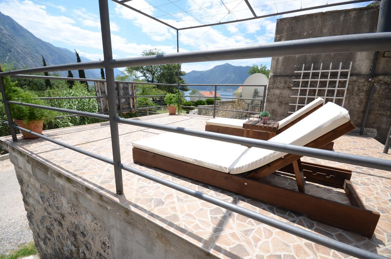 コトルStone House Dragutinovicアパートメント エクステリア 写真